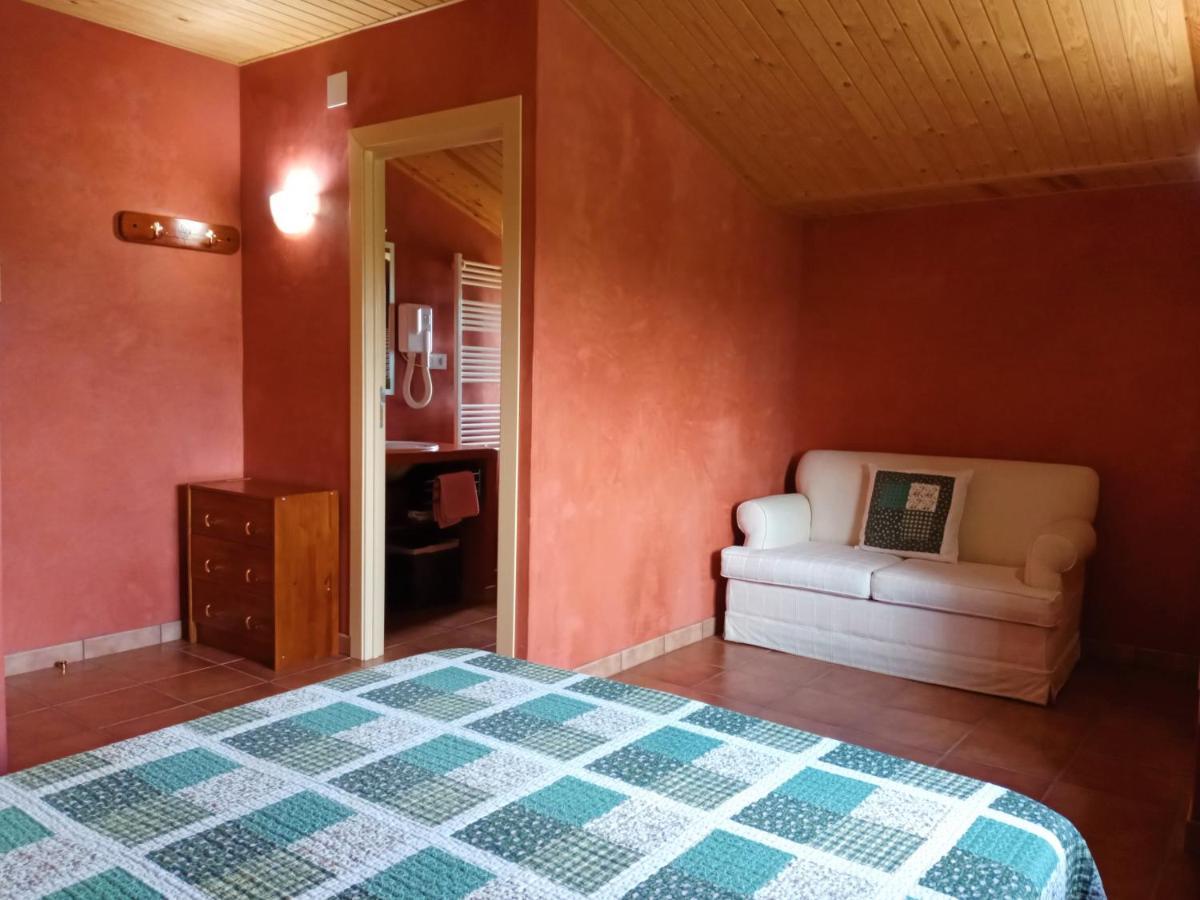 Masia Rovira Pinell de Solsones Exteriör bild